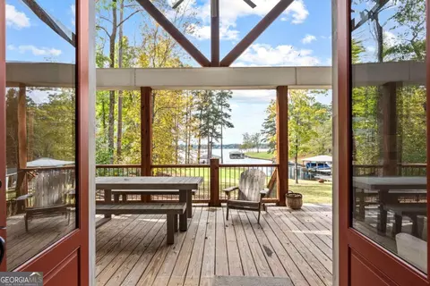 118 Leprechaun Ln, Sparta, GA 31087