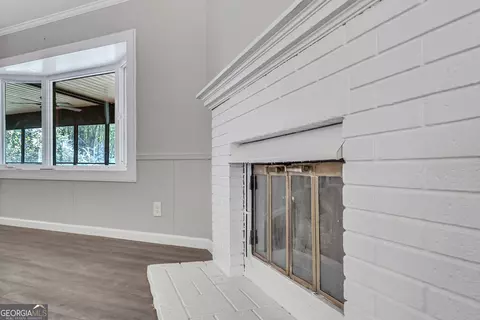 Living - 754 Dixon Rd, Roberta, GA 31078 photo 6 of 7