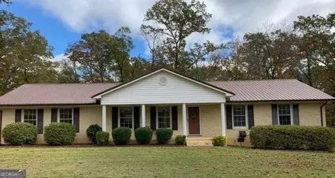 230 Cherokee Cir, Cedartown, GA 30125