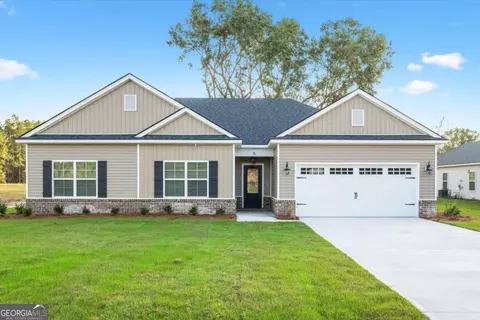 38 Owens Rd, Pembroke, GA 31321