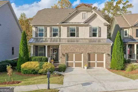 6726 Big Sky Dr, Flowery Branch, GA 30542