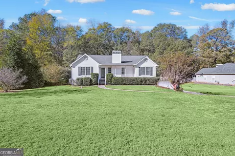15 Riverside Ct, Sharpsburg, GA 30277