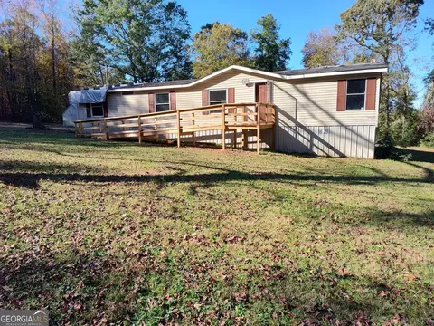 2132 Sadler Rd, Dewy Rose, GA 30634