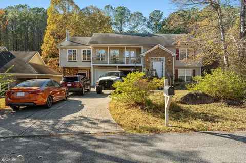 72 Country Creek Rd NE, White, GA 30184