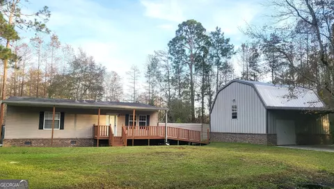 152 Brenda Rd, Twin City, GA 30471