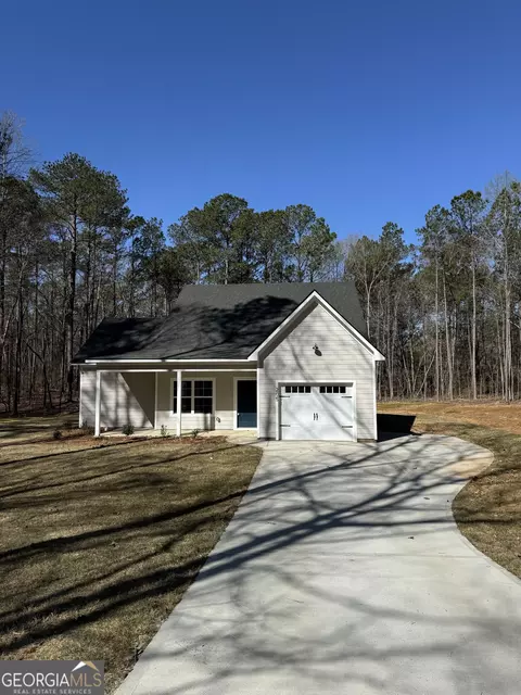 205 Dorsey Dr, Hamilton, GA 31811