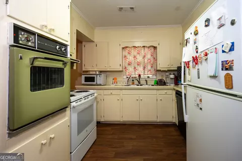 466 Hickory Ter, Lagrange, GA 30241 photo 7