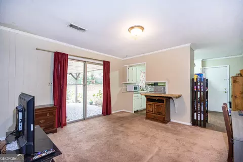466 Hickory Ter, Lagrange, GA 30241 photo 9