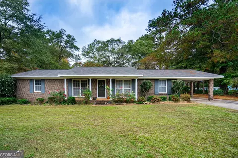 466 Hickory Ter, Lagrange, GA 30241 photo 2