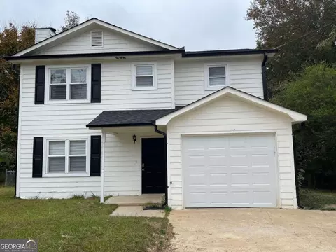 2548 Carol Cir, Douglasville, GA 30135