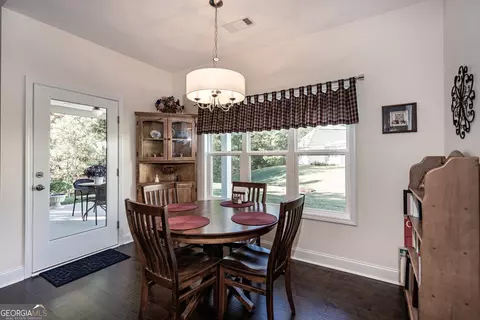208 Grace Ct, Lagrange, GA 30241 photo 17