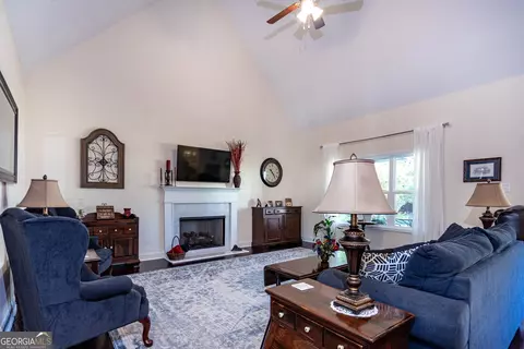 208 Grace Ct, Lagrange, GA 30241 photo 7