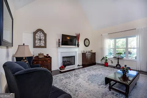 208 Grace Ct, Lagrange, GA 30241 photo 8