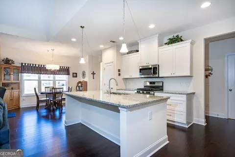208 Grace Ct, Lagrange, GA 30241 photo 14