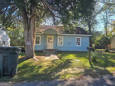 520 Burch Dr, Dublin, GA 31021