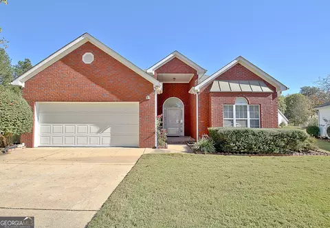 125 Robin Ct, Fayetteville, GA 30215