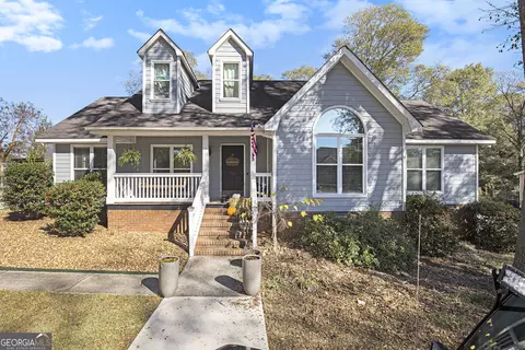 1316 Maple Dr, Griffin, GA 30224