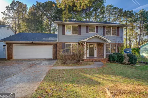 6957 Vesta Brook Dr, Morrow, GA 30260