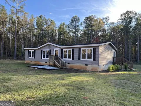 983 Crawford Rd, Barnesville, GA 30204 photo 2
