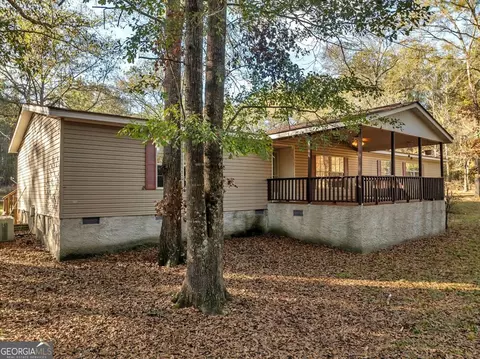 5614 Hunnicutt Rd, Macon, GA 31216