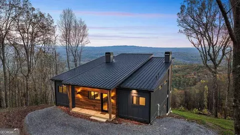 108 Pinhoti Pass, Ellijay, GA 30540
