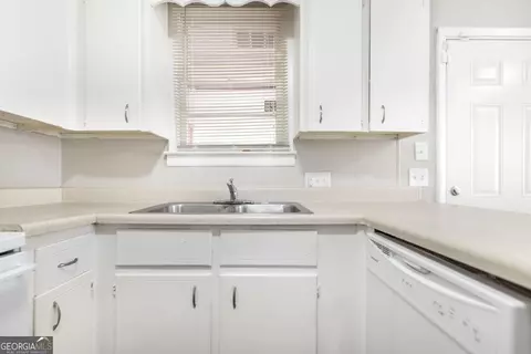 114 Chris Dr, Warner Robins, GA 31093 photo 13