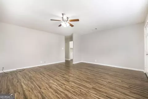 114 Chris Dr, Warner Robins, GA 31093 photo 9