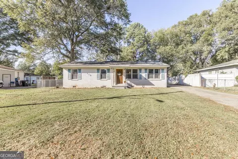 113 Ravenwood Way, Warner Robins, GA 31093