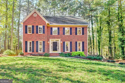 120 Creekwood Trl, Fayetteville, GA 30214