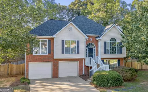 1040 Sunhill Dr, Lawrenceville, GA 30043