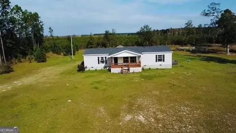 715 Falcon Cir, Abbeville, GA 31001