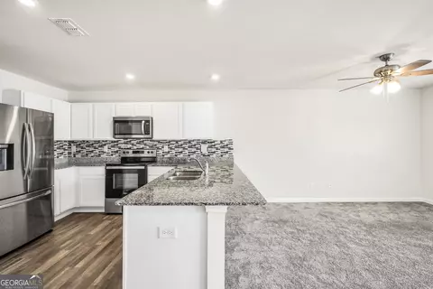 102 Maple Dr, Milner, GA 30257 photo 4