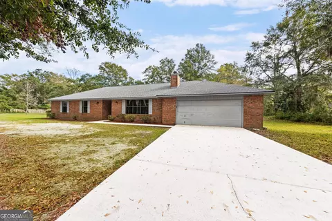 1111 Clarks Bluff Rd, Kingsland, GA 31548