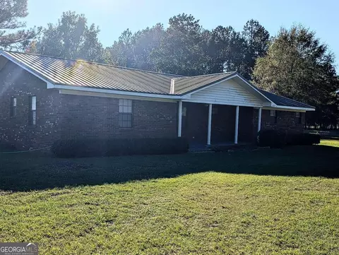 1315 Tank Rd, Odum, GA 31555