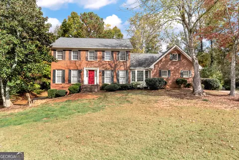 2374 Fenhurst Pl, Atlanta, GA 30338
