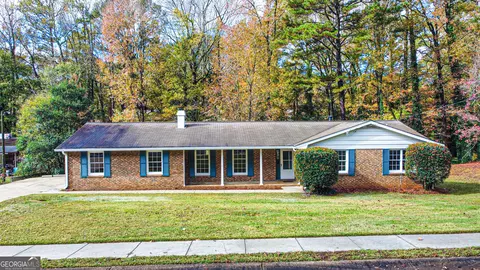 122 Creek Cir, Stockbridge, GA 30281