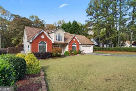 5185 Victoria Park Dr, Loganville, GA 30052