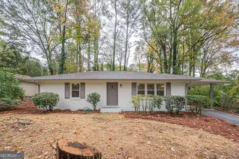 581 Meadowbrook Dr SE, Marietta, GA 30067