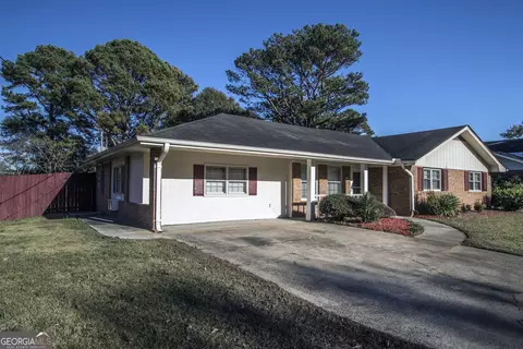 2600 Falcon Ridge Dr, Grayson, GA 30017