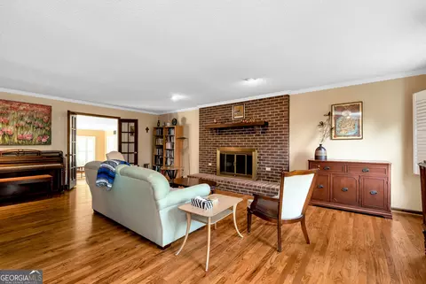 Living - 52 Foxdale Cir, Toccoa, GA 30577 photo 1 of 3