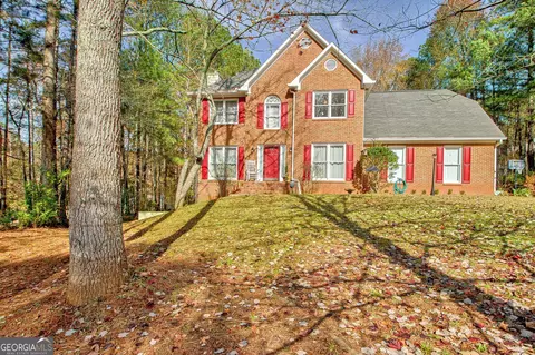 30 Chatsworth Cir, Newnan, GA 30265