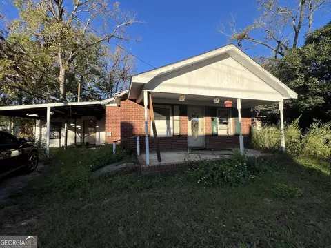 303 W Main St, Statesboro, GA 30458
