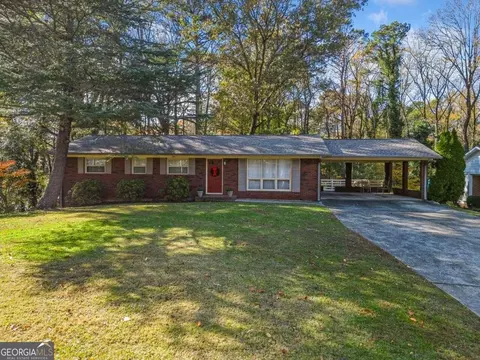 5492 Kemmie Ln SW, Mableton, GA 30126