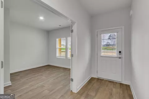 205 Freshwater Ct #E33, Lagrange, GA 30241 photo 5