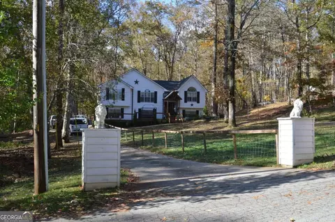 5673 Yorktown Rd, Douglasville, GA 30135
