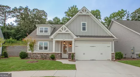 400 Maple View Dr, Carrollton, GA 30117