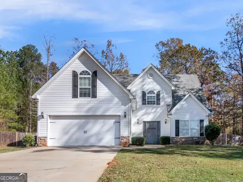 725 Weldon Rd, Forsyth, GA 31029