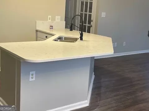 Kitchen - 11684 Heritage Dr, Hampton, GA 30228 photo 8 of 10