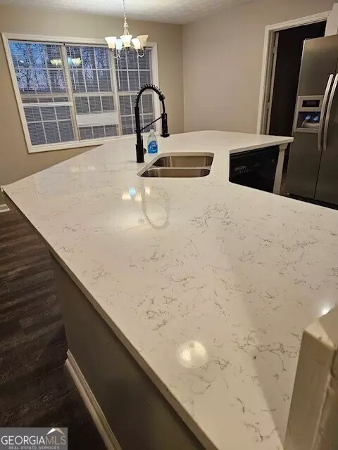 Kitchen - 11684 Heritage Dr, Hampton, GA 30228 photo 1 of 10
