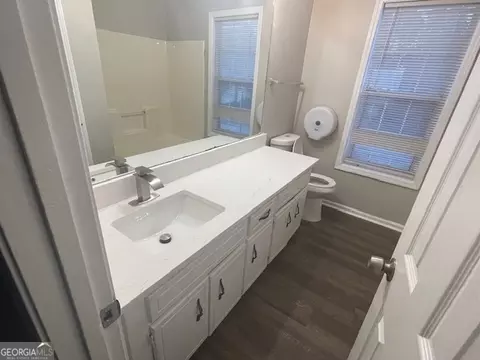 Bath - 11684 Heritage Dr, Hampton, GA 30228 photo 7 of 9